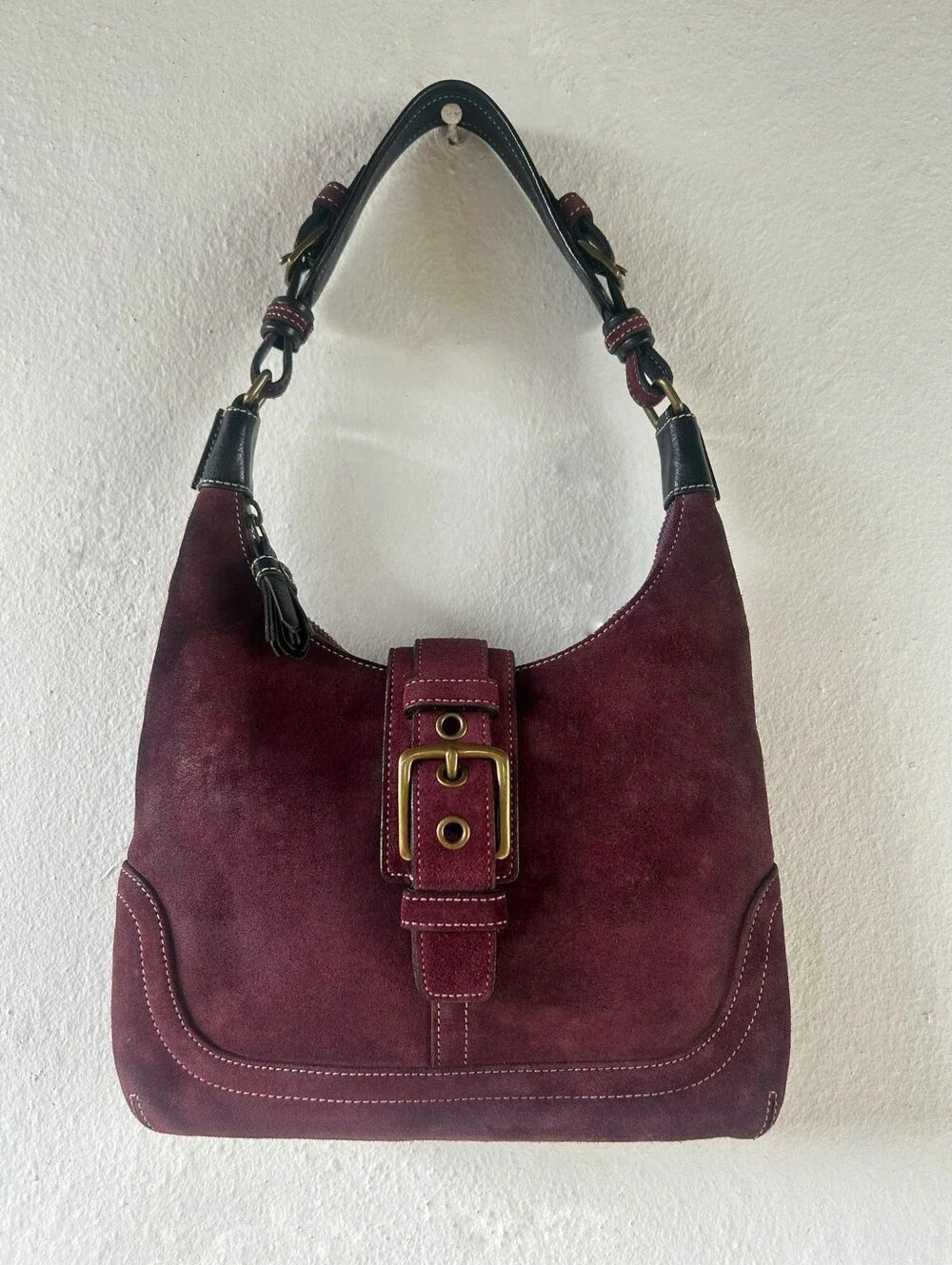 Vintage 2004 Coach Hamptons Suede Hobo Shoulder Bag – Style 7471 – Plum